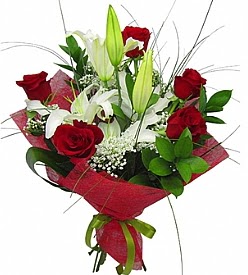 1 dal kazablanka 5 kırmızı gül buketi  Sivas çiçek online çiçek siparişi 