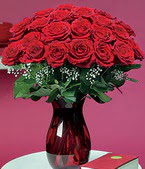 Sivas 14 şubat sevgililer günü çiçek  11 adet Vazoda Gül sevenler için ideal seçim