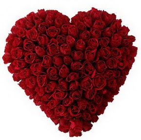  Sivas çiçek , çiçekçi , çiçekçilik  muhteşem kırmızı güllerden kalp çiçeği