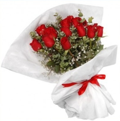 9 adet kırmızı gül buketi  Sivas çiçek , çiçekçi , çiçekçilik 